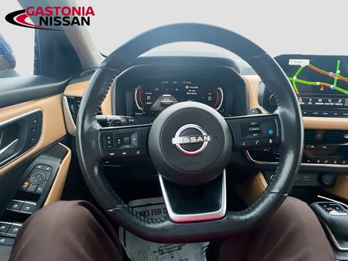 Used 2023 Nissan Rogue Platinum w/ Platinum Premium Package image 14