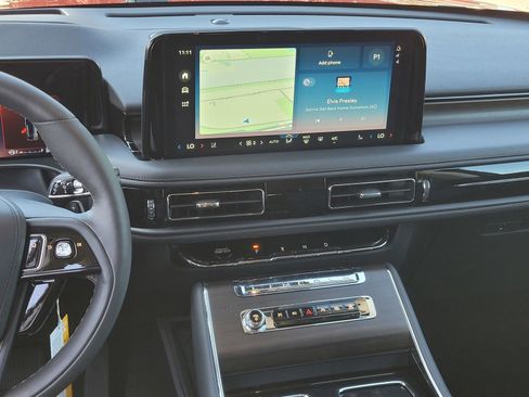 New 2026 Lincoln Aviator Reserve image 9