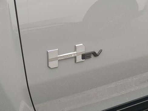 Used 2025 GMC Hummer EV 2X image 38
