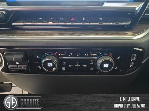 Used 2024 Chevrolet Silverado 1500 RST w/ Rally Edition AWD/4WD image 19
