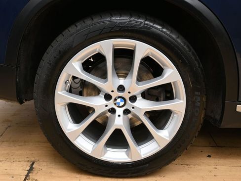 Used 2022 BMW X5 xDrive40i AWD/4WD image 13