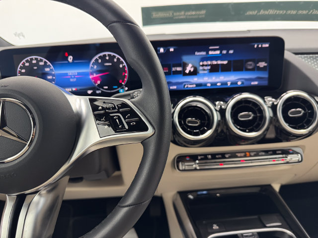 Certified 2026 Mercedes-Benz GLA 250 image 24