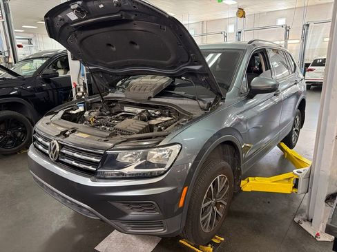 Used 2021 Volkswagen Tiguan S FWD image 3
