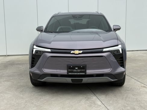Used 2024 Chevrolet Blazer EV LT AWD/4WD image 3