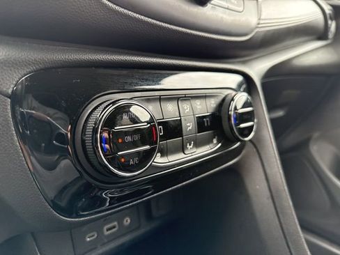 Used 2022 Buick Encore GX Essence w/ Advanced Technology Package FWD image 14