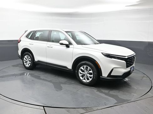 Used 2023 Honda CR-V LX image 8