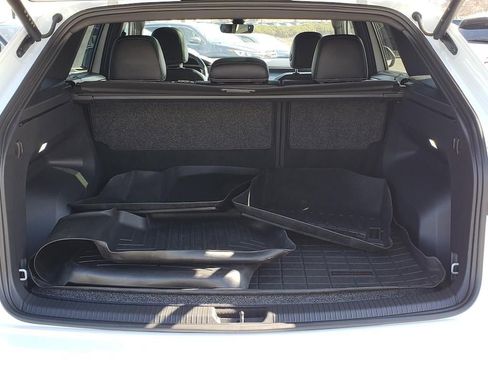 Used 2024 Volkswagen Atlas Cross Sport SEL image 7