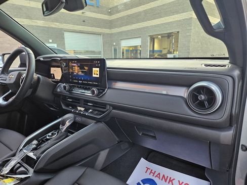 Used 2026 Chevrolet Colorado LT w/ LT Convenience Package image 19