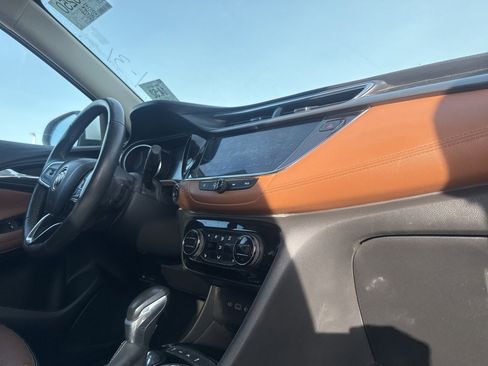 Used 2021 Buick Encore GX Essence image 23