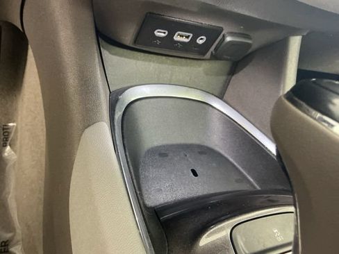 Used 2020 Chevrolet Malibu LT FWD image 31