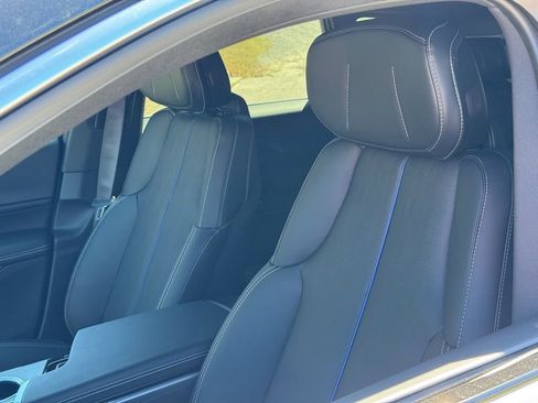 New 2025 Cadillac Lyriq Luxury image 18