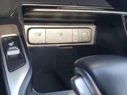 Used 2021 Kia Sorento EX w/ Panoramic Sunroof Package AWD/4WD image 30
