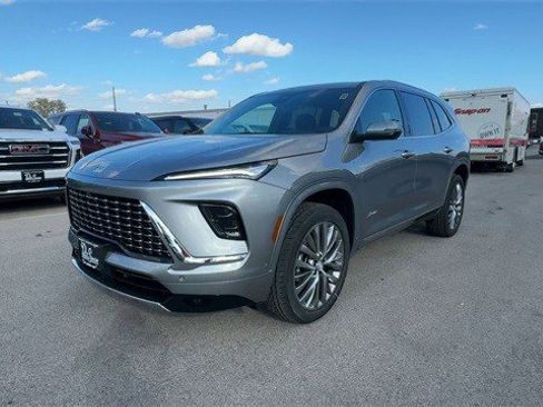 New 2026 Buick Enclave Avenir image 4