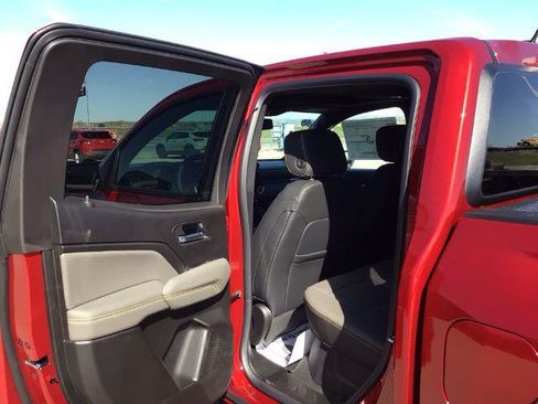 New 2026 Chevrolet Colorado ZR2 w/ Technology Package AWD/4WD image 12
