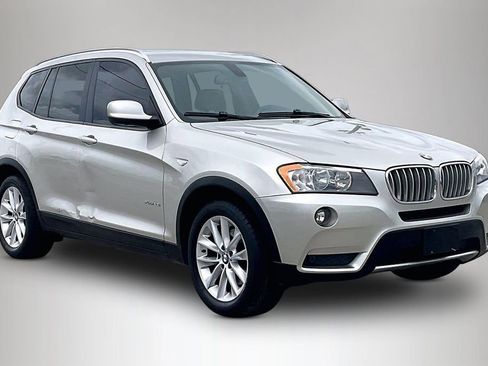 Used 2013 BMW X3 xDrive28i AWD/4WD image 1