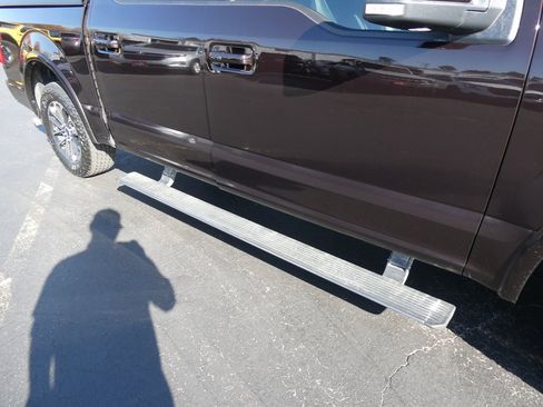 Used 2018 Ford F150 Lariat w/ Equipment Group 502A Luxury image 5