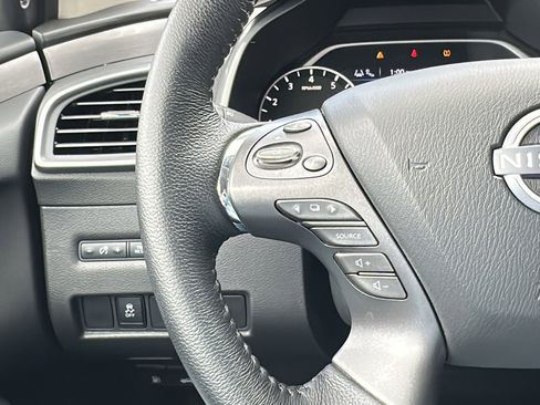 Certified 2024 Nissan Murano SV w/ SV Midnight Edition Package image 16