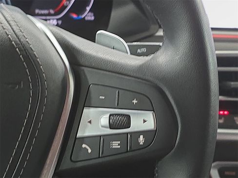 Used 2021 BMW X6 sDrive40i w/ Convenience Package image 18