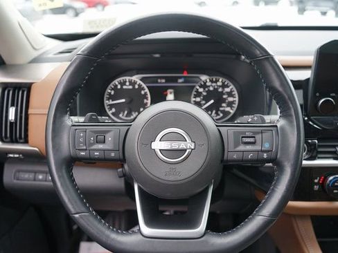 Used 2022 Nissan Pathfinder Platinum image 20