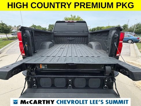 Used 2025 Chevrolet Silverado 2500 High Country w/ High Country Premium Package AWD/4WD image 61