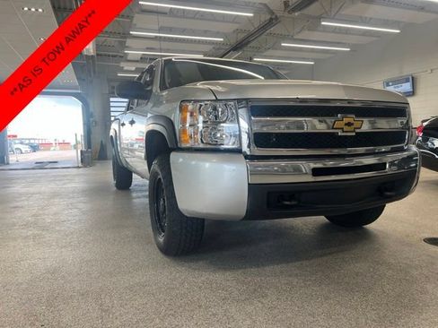 Used 2011 Chevrolet Silverado 1500 LS AWD/4WD image 3
