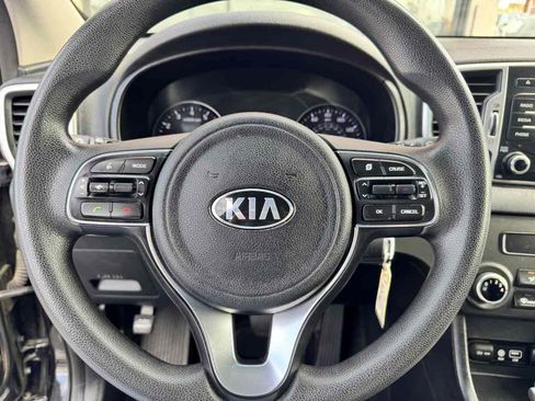 Used 2018 Kia Sportage LX AWD/4WD image 39