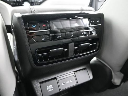 New 2026 Acura MDX w/ Advance Package image 17