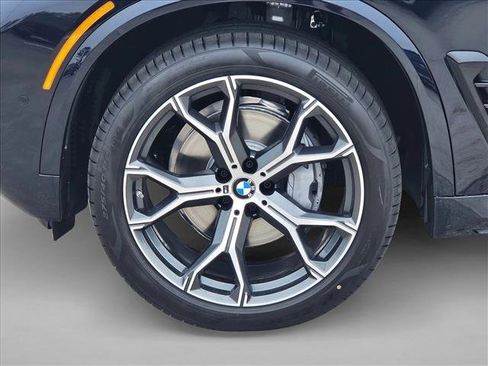 Used 2026 BMW X5 xDrive40i w/ M Sport Package AWD/4WD image 18