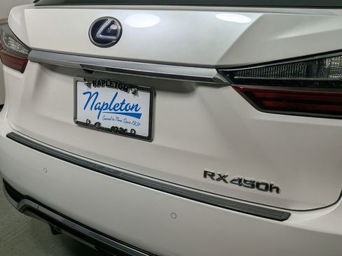 Used 2020 Lexus RX 450h AWD w/ Premium Package image 9