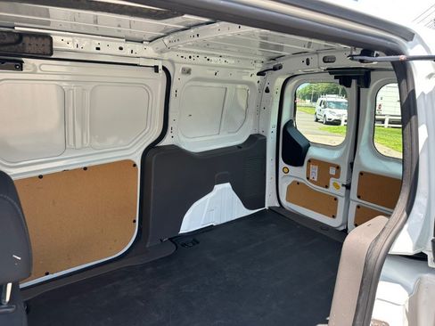 Used 2022 Ford Transit Connect XLT FWD image 21
