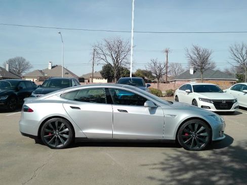 Used 2015 Tesla Model S P85D image 5