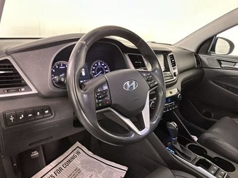 Used 2016 Hyundai Tucson Limited w/ Option Group 03 AWD/4WD image 14