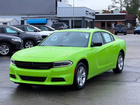 Used 2023 Dodge Charger SXT w/ Cold Weather Package image 32