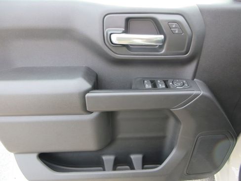 New 2026 Chevrolet Silverado 1500 Custom Trail Boss w/ LPO, Dark Essentials Package image 24