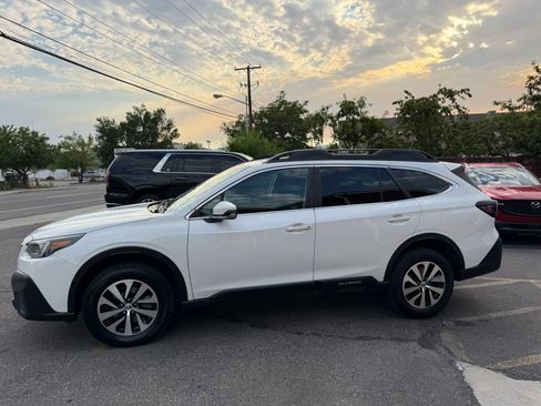 Used 2022 Subaru Outback Premium AWD/4WD image 8