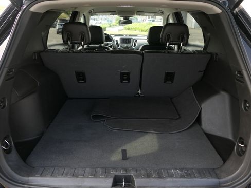 Used 2020 Chevrolet Equinox LS w/ LS Convenience Package FWD image 23
