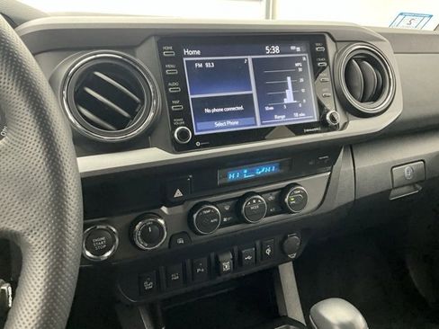 Used 2023 Toyota Tacoma TRD Sport image 10