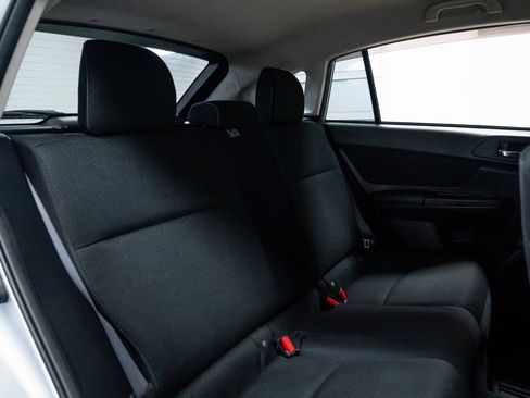 Used 2013 Subaru Crosstrek 2.0i Premium image 21