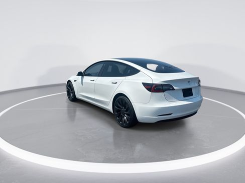 Used 2021 Tesla Model 3 Standard Range Plus RWD image 7