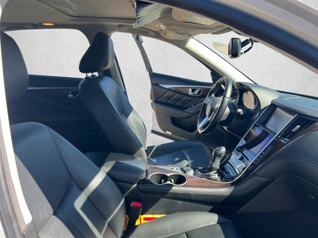 Used 2018 INFINITI Q50 Luxe w/ Essential Package (3.0T Luxe) RWD image 25