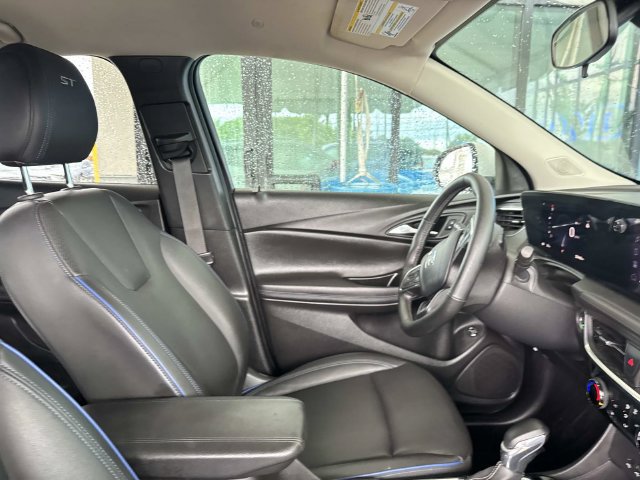 Used 2025 Buick Encore GX Sport Touring w/ Comfort Package FWD image 10