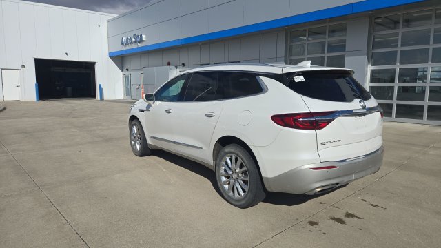 Used 2020 Buick Enclave Premium w/ Surround and Sites Package AWD/4WD image 3