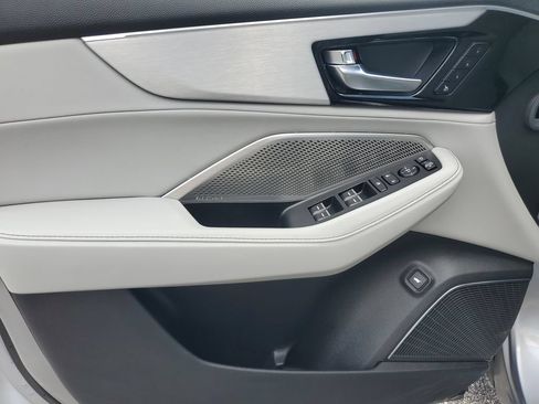 Certified 2024 Acura MDX FWD w/ Technology Package image 19