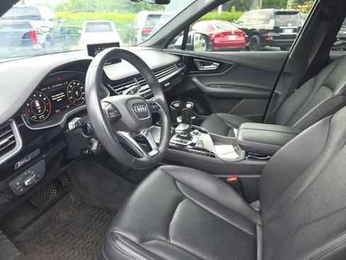 Used 2019 Audi Q7 3.0T Premium Plus AWD/4WD image 12