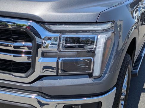Used 2025 Ford F150 Lariat w/ Equipment Group 501A Mid AWD/4WD image 10