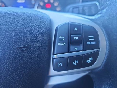 Used 2021 Ford Explorer XLT w/ Equipment Group 202A image 21