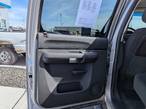 Used 2008 GMC Sierra 3500 SLE image 26