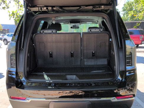 Used 2025 Chevrolet Tahoe LT w/ Comfort Package image 22