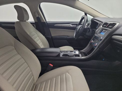 Used 2018 Ford Fusion S image 21