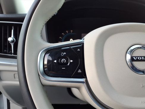 Certified 2024 Volvo S60 B5 Ultimate image 29